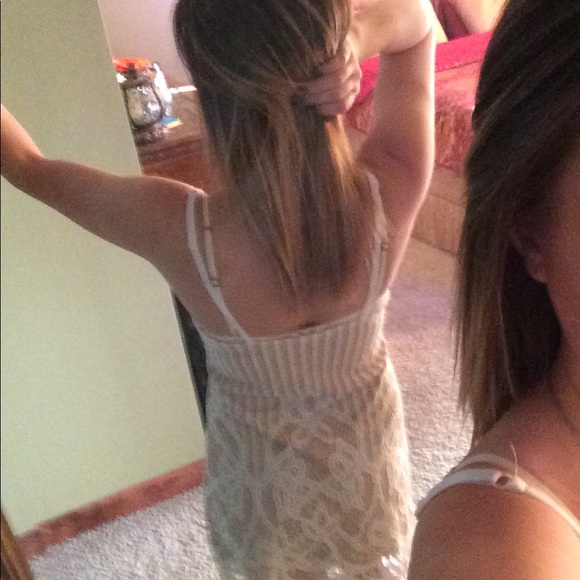 Lace dress!! - Picture 4 of 4